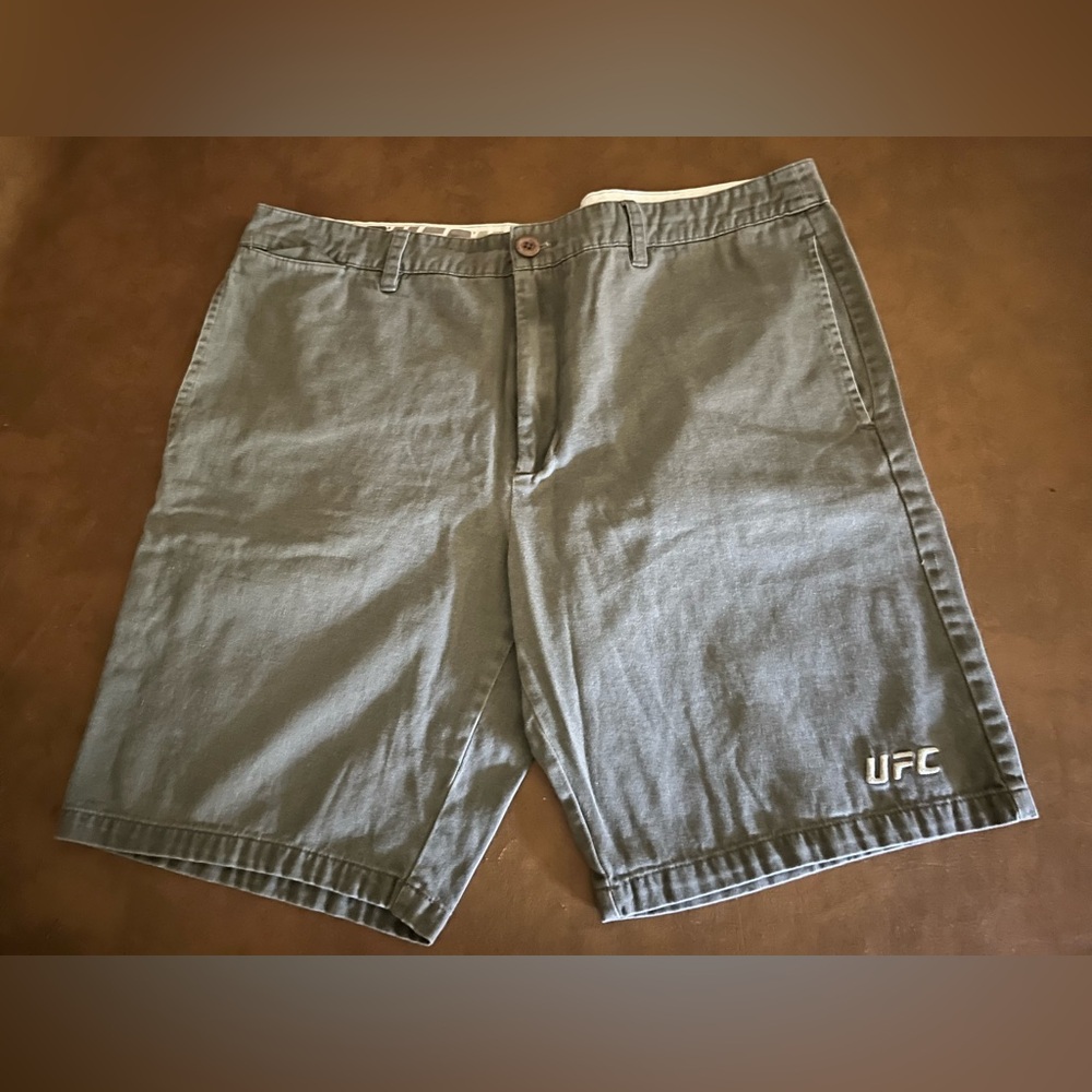 UFC Men's Charcoal Flat Front Shorts